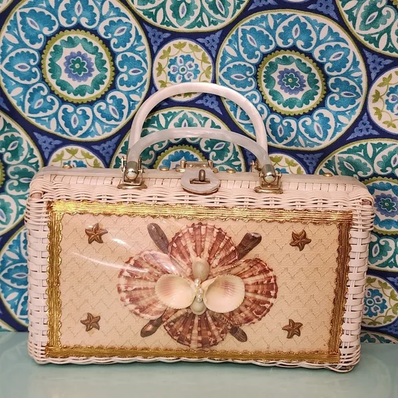 Vintage Princess Charming by Atlas Seashell Wicker Lucite Handle Purse 1950s/60s - Picture 1 of 15